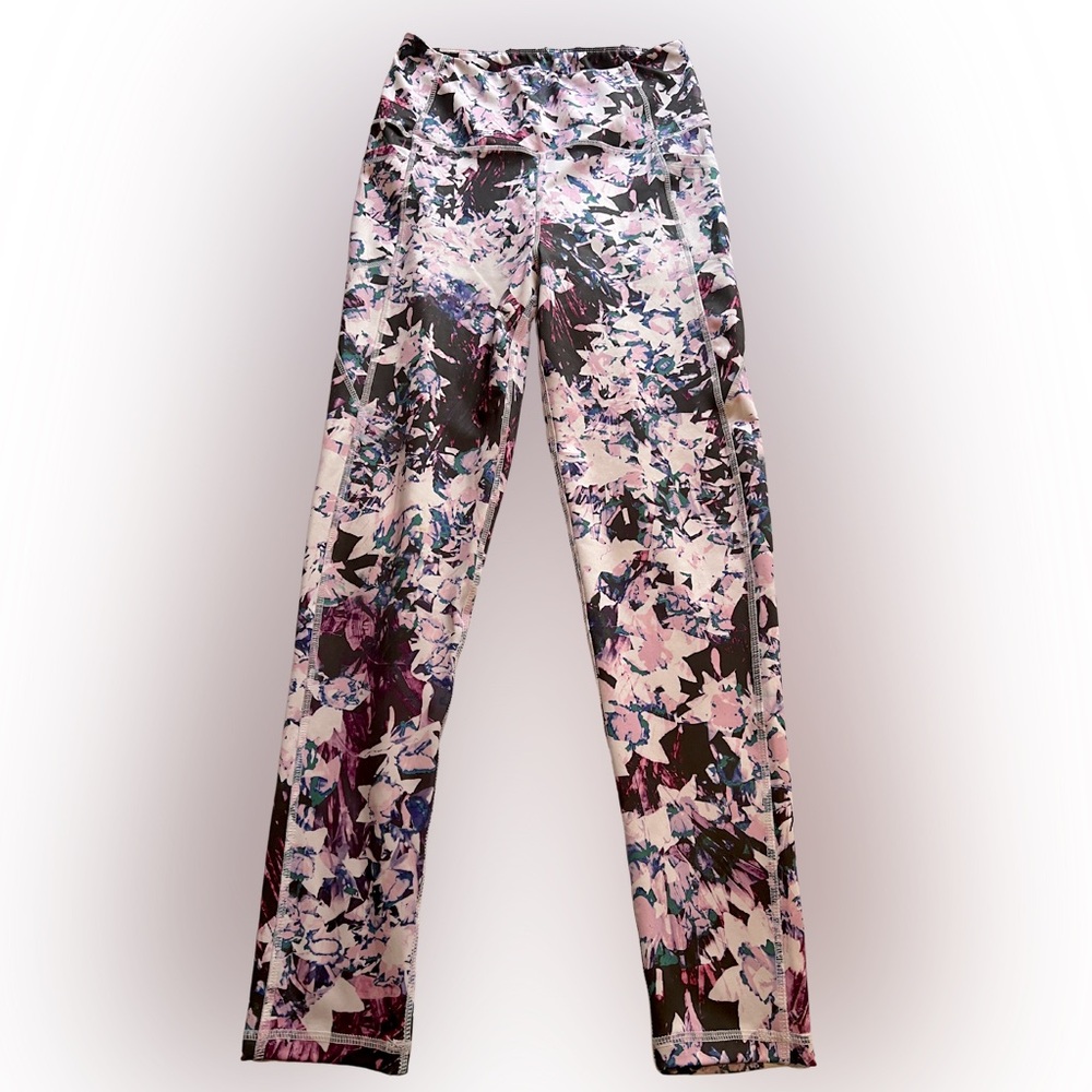 S2 Sportsware woman’s full length leggings with pockets floral print NWOT